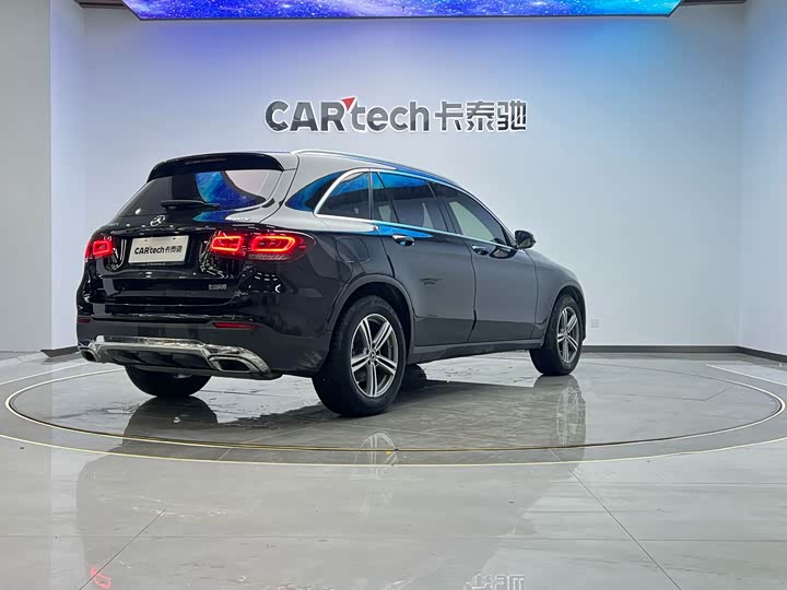 Фото 31 - Mercedes-Benz GLC-Class