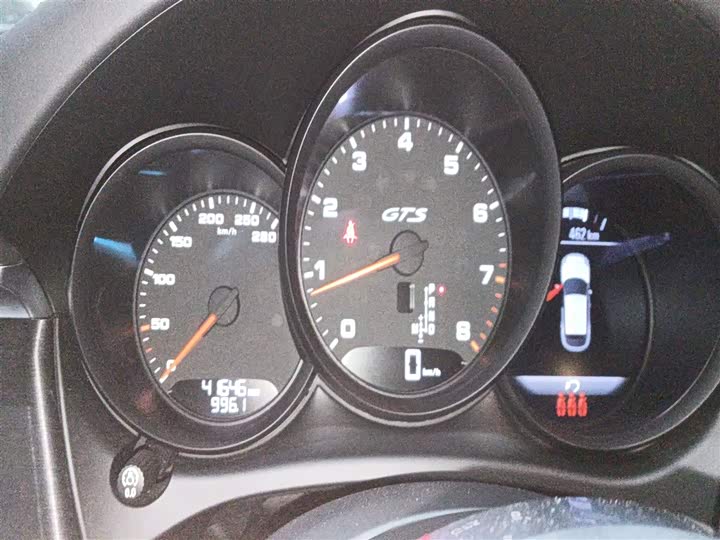 Фото 12 - Porsche Macan