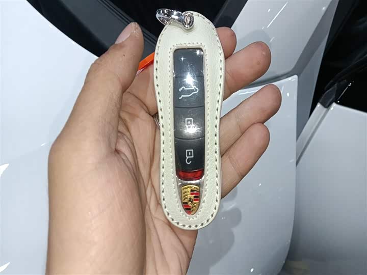 Фото 9 - Porsche Macan