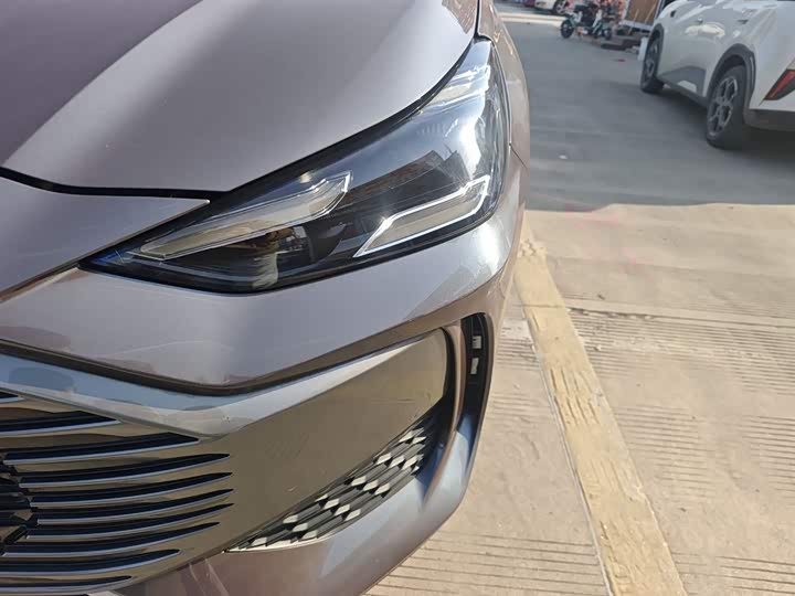 Фото 15 - MG Motor One