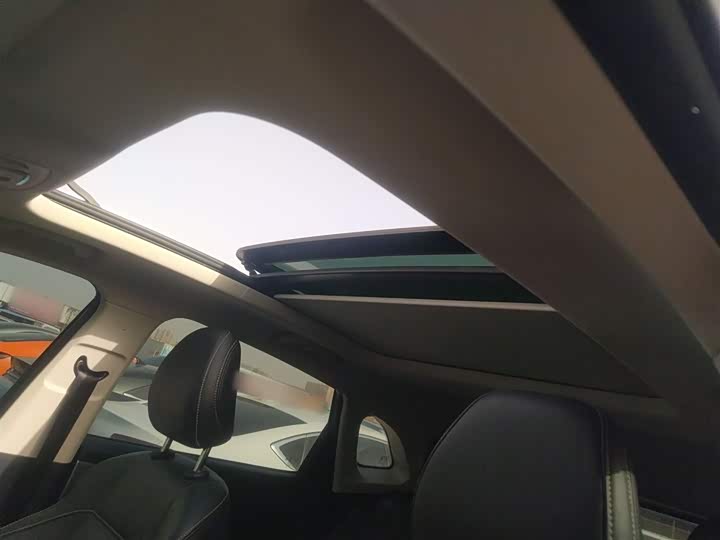 Фото 8 - MG Motor One