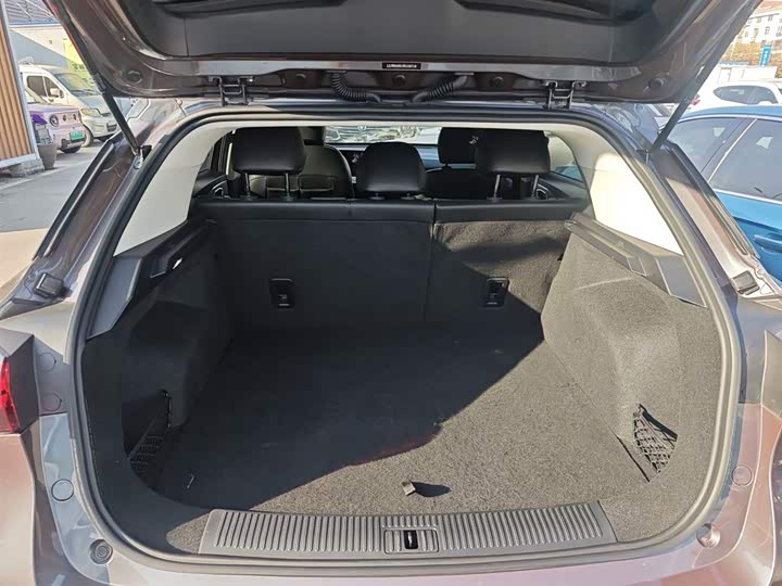 Фото 9 - MG Motor One