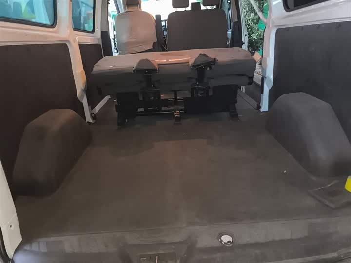 Фото 10 - Ford Transit