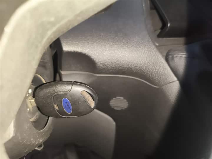 Фото 12 - Ford Transit