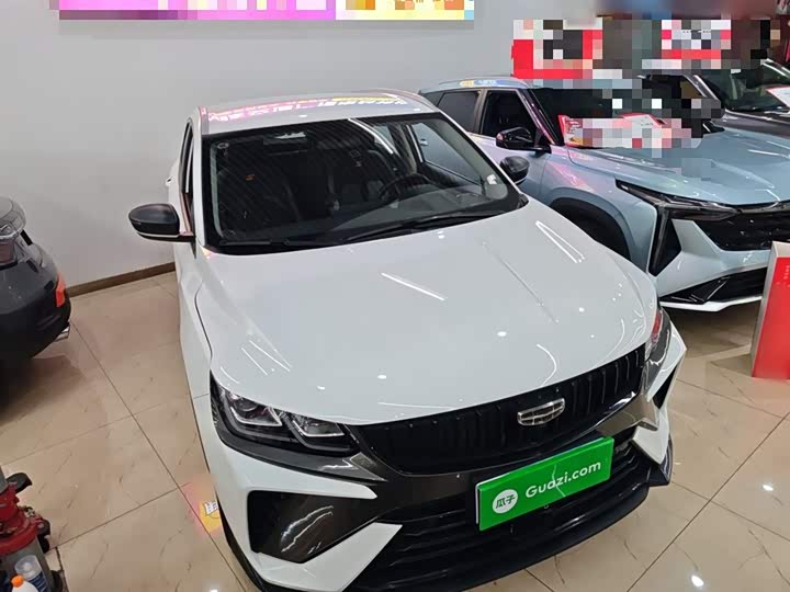 Фото 4 - Geely Coolray