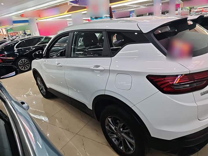 Фото 5 - Geely Coolray