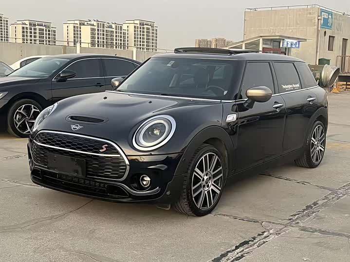 Фото 1 - Mini Clubman