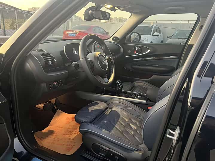 Фото 4 - Mini Clubman