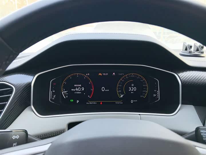 Фото 12 - Volkswagen Tayron