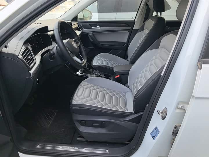 Фото 15 - Volkswagen Tayron