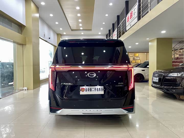 Фото 5 - GAC Trumpchi M8