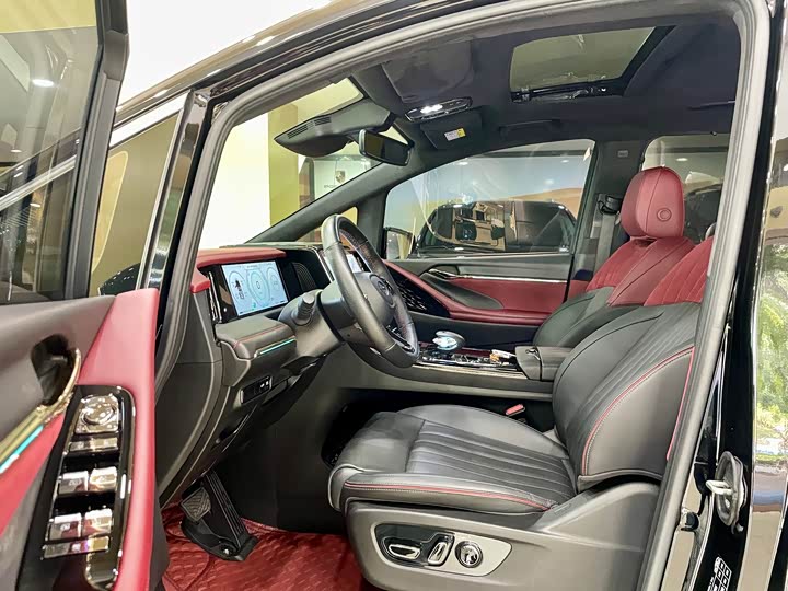 Фото 8 - GAC Trumpchi M8