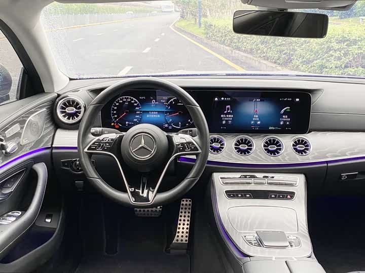 Фото 13 - Mercedes-Benz CLS-Class