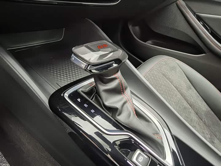 Фото 13 - Buick Verano