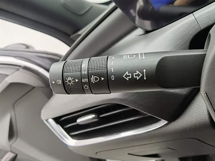 Фото 21 - Buick Verano