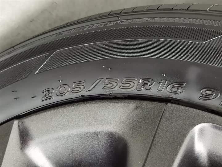 Фото 24 - Buick Verano