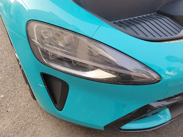 Фото 8 - Xiaomi SU7