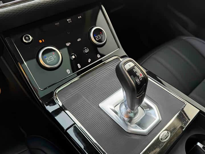 Фото 14 - Land Rover Range Rover Evoque L