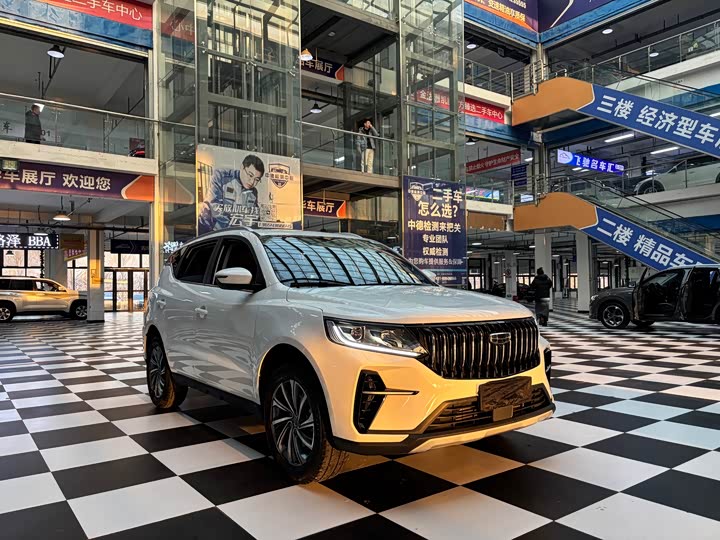 Фото 3 - Geely Vision X6