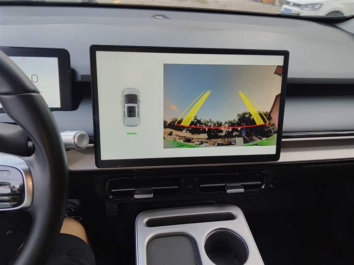 Фото 13 - GAC Aion Y