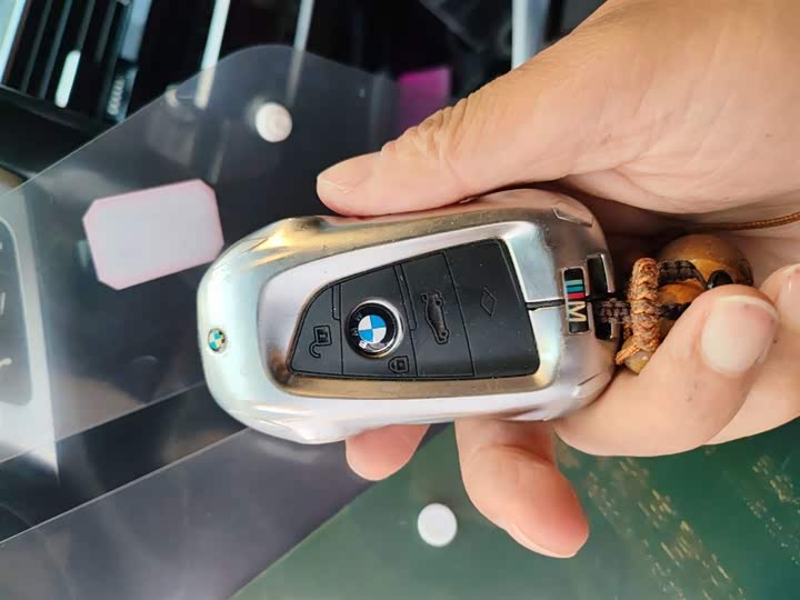 Фото 9 - BMW 5 Series Hybrid