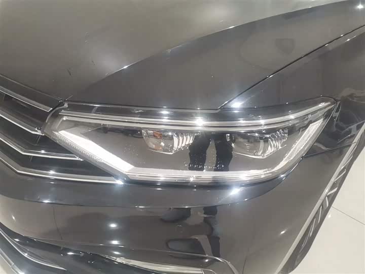 Фото 15 - Volkswagen Magotan