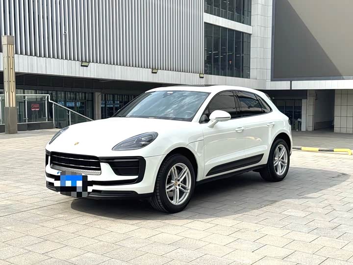 Фото 1 - Porsche Macan