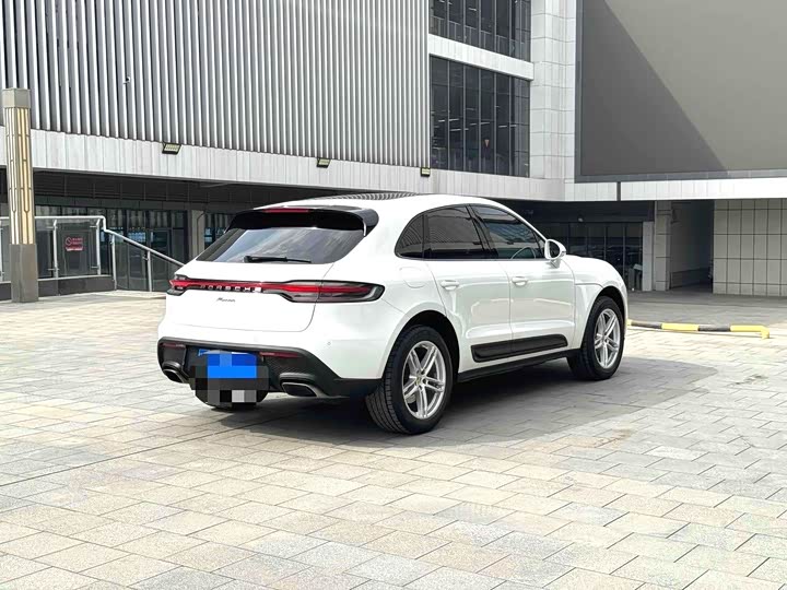 Фото 10 - Porsche Macan