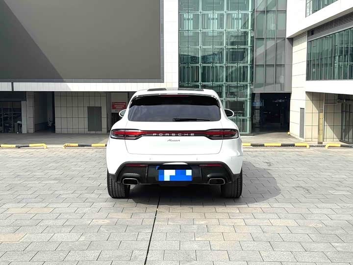 Фото 11 - Porsche Macan