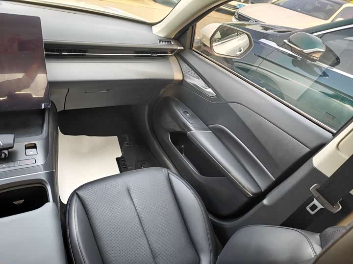 Фото 10 - Changan Eado Plus