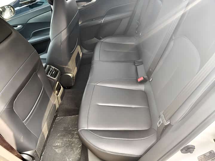 Фото 11 - Changan Eado Plus