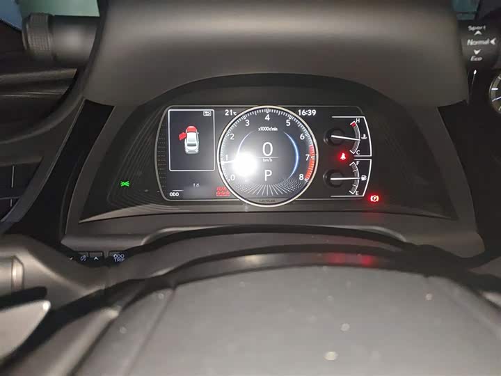 Фото 4 - Lexus ES