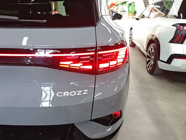 Фото 8 - Volkswagen ID.4 Crozz