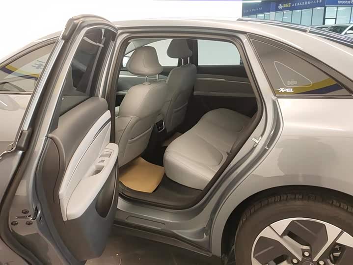 Фото 11 - XPeng Mona M03