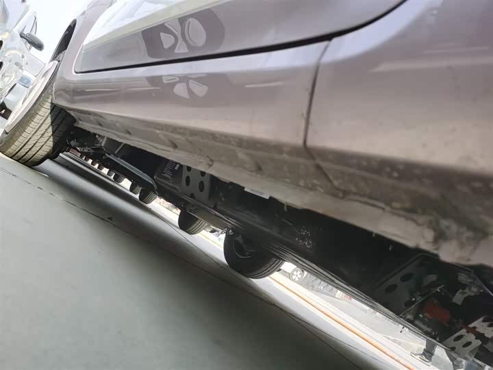 Фото 21 - Bestune Pony