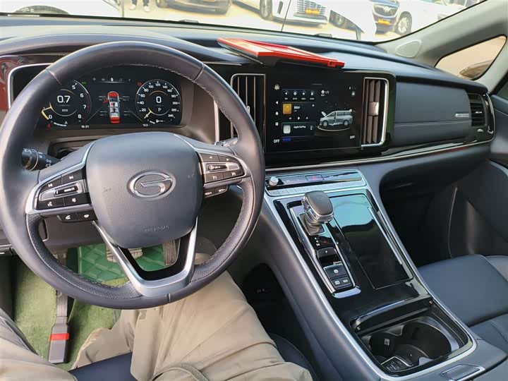 Фото 10 - GAC Trumpchi M8