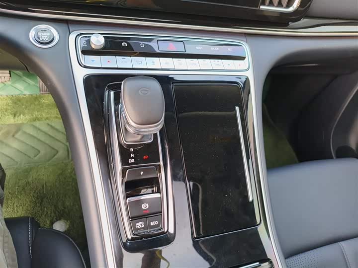 Фото 14 - GAC Trumpchi M8