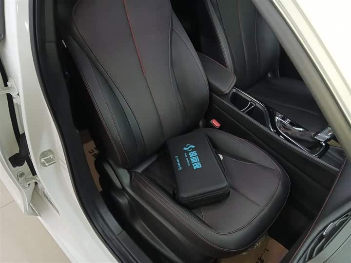 Фото 4 - Buick Verano