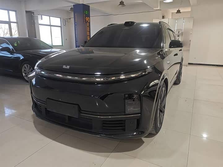 Фото 2 - LiXiang L7