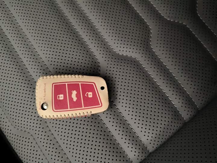 Фото 9 - Volkswagen Tiguan L Hybrid