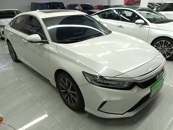 Фото 4 - Honda Inspire