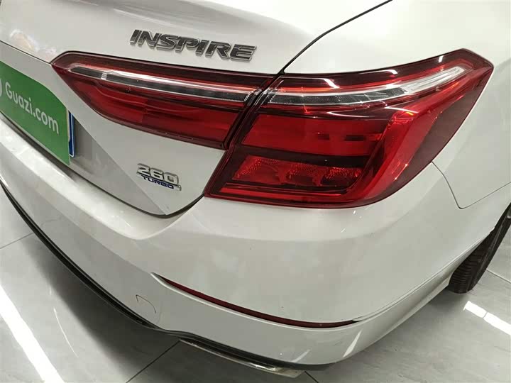 Фото 8 - Honda Inspire