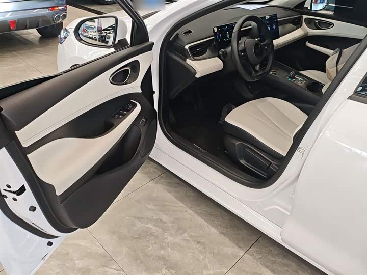 Фото 16 - BYD Seal 05 DM-i Hybrid