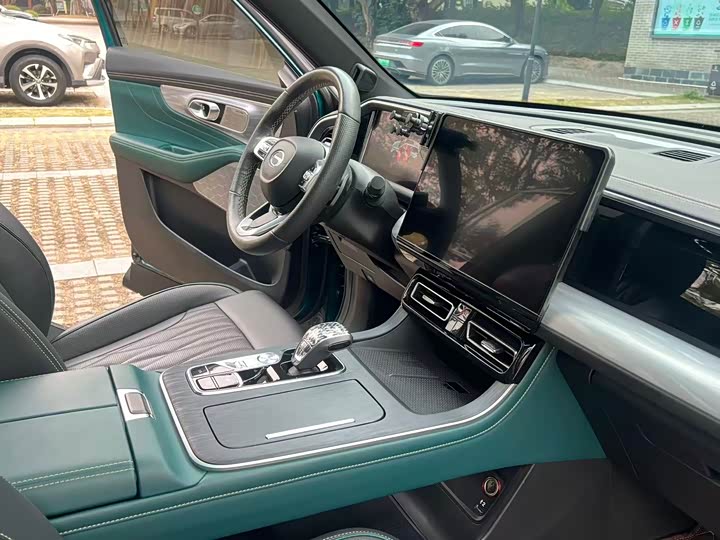 Фото 15 - GAC Trumpchi GS8