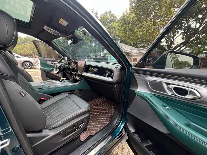 Фото 16 - GAC Trumpchi GS8