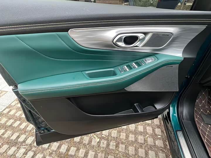 Фото 18 - GAC Trumpchi GS8