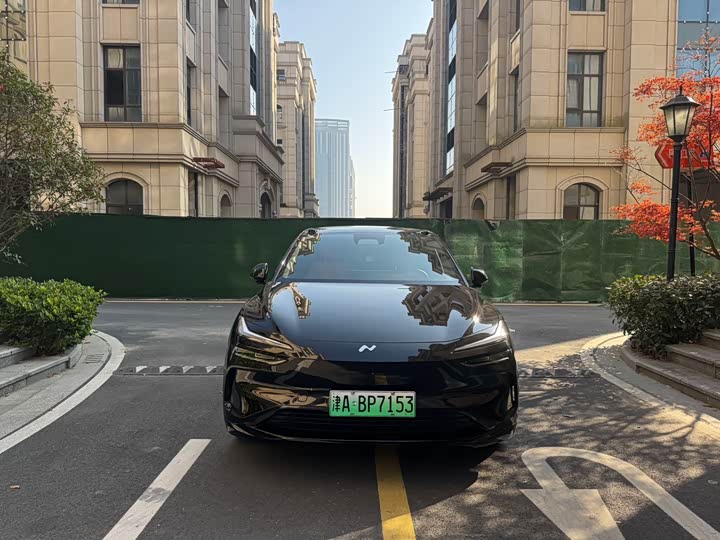 Фото 19 - Nio Onvo L60