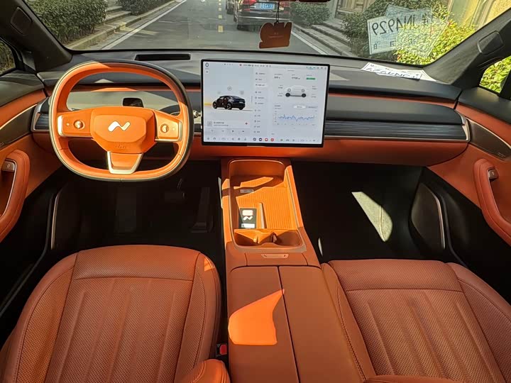 Фото 28 - Nio Onvo L60