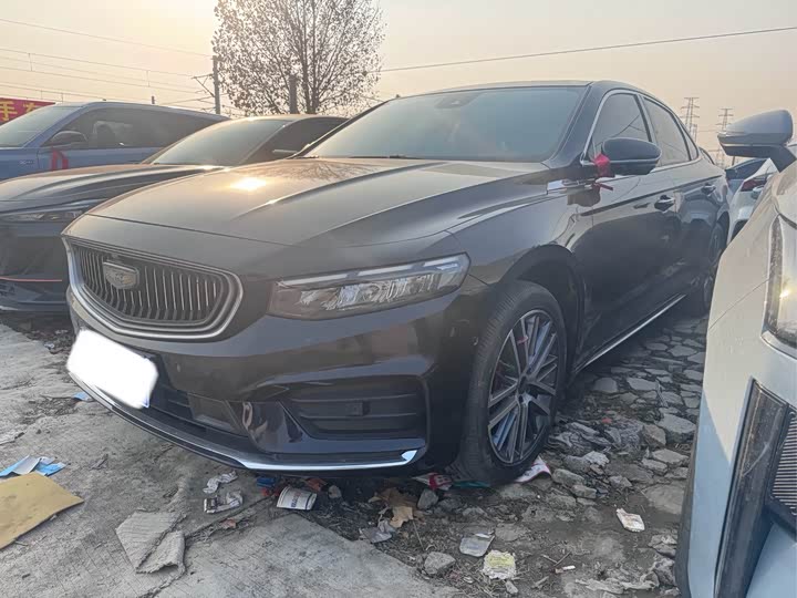 Фото 1 - Geely Preface