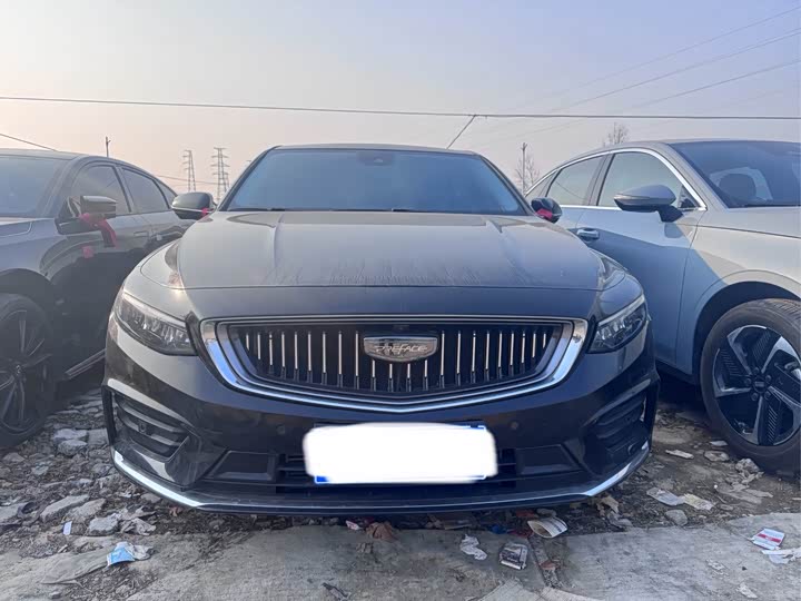 Фото 2 - Geely Preface